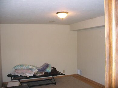 2218 Leestown Rd, Frankfort, KY 40601 - photo 7