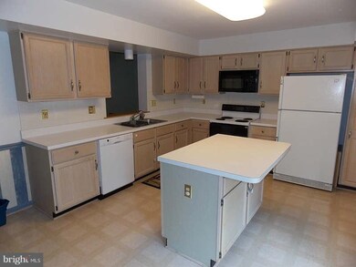 5205 Lightfoot Path, Columbia, MD 21044 - photo 4