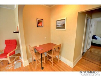 Dining Nook Apt 1