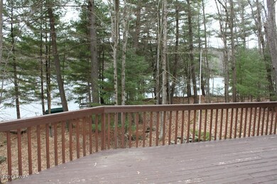 87 Woodledge East Lake Dr, Hawley, PA 18428 - photo 4