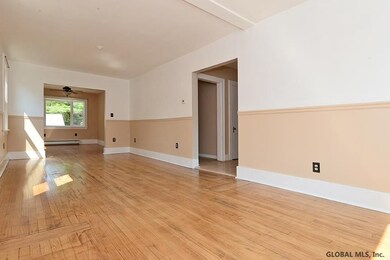 2089 Plum St, Schenectady, NY 12309 - photo 6