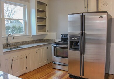 44 Wildwood Ave, Providence, RI 02907 - photo 4
