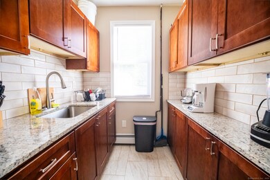 49 Woodland St, New Britain, CT 06051 - photo 4