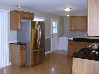 19011 Baker Ave, Country Club Hills, IL 60478 - photo 4