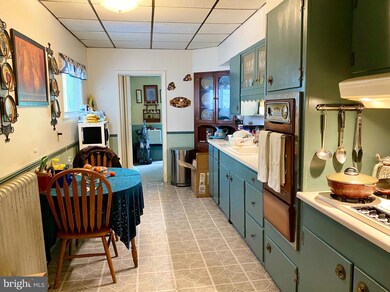 1350 Buttonwood St, Reading, PA 19604 - photo 3