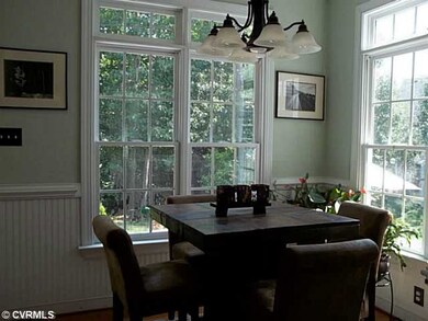 Kitchen - Not your ordinary eat in kitchen area