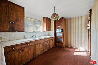 523 E Oak Ave, El Segundo, CA 90245 - photo 3