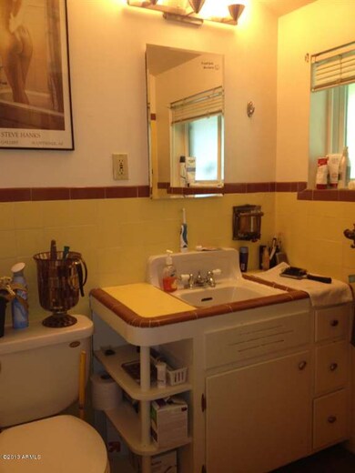 Master Vanity