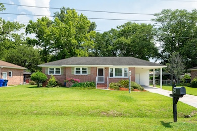 2740 Clover St, Charleston, SC 29414 - photo 2