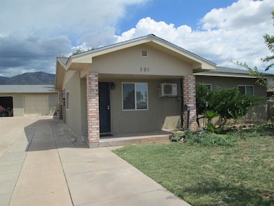 201 Plainview Dr, Alamogordo, NM 88310 - photo 2
