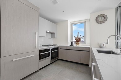 Tangram House unit 10F, Flushing, NY 11354 - photo 7