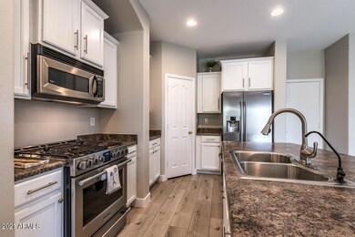 5018 S Stonecreek Blvd, Gilbert, AZ 85298 - photo 4