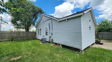 632 Cleveland St, Lake Charles, LA 70601 - photo 5