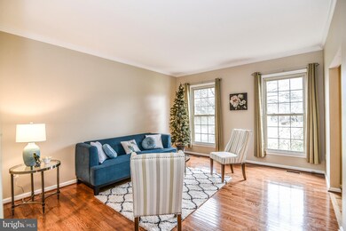6331 Summerday Ct, Burke, VA 22015 - photo 6