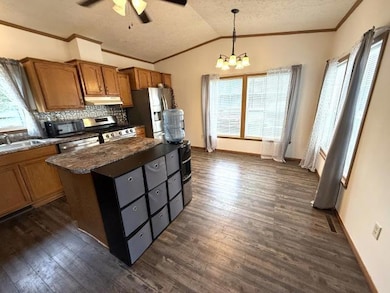 69 Railroad St, Clarendon, PA 16313 - photo 7