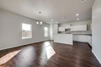 1801 Jupiter Ln, Ennis, TX 75119 - photo 6