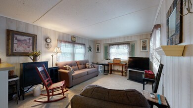 1007-Sabattus-St-2-Lewiston-ME-04240-122