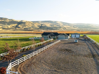 67809 Island View Prairie NW, Prosser, WA 99350 - photo 4
