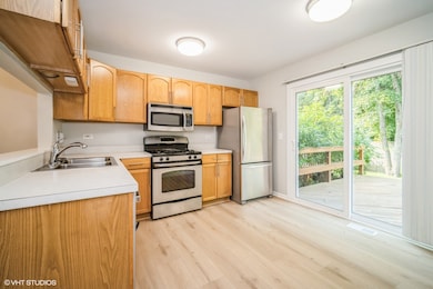 2035 Teton Pkwy, Algonquin, IL 60102 - photo 4