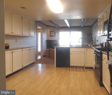 59 Soldiers Square, Chesterbrook, PA 19087 - photo 5