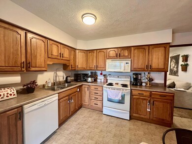 1658 Bowman Dr, Xenia, OH 45385 - photo 7