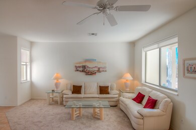 18 Living Room photo b