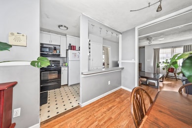 40 Ridge Rd unit 3, Naugatuck, CT 06770 - photo 5