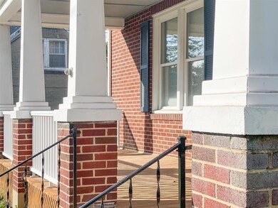 1211 W 12th St, Waynesboro, VA 22980 - photo 3