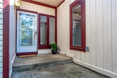 203 Toucan St, Raymore, MO 64083 - photo 5