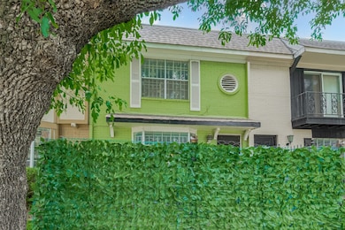 6103 Fondren Rd unit 7, Houston, TX 77036 - photo 2