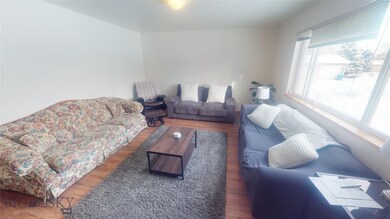 5 Michael Grove Living Room