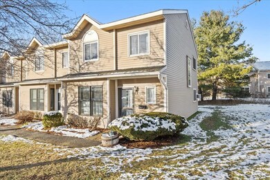 J8 Stonehedge Dr, South Burlington, VT 05403 - photo 3