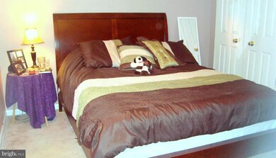 1124 25th St NW unit T6, Washington, DC 20037 - photo 2