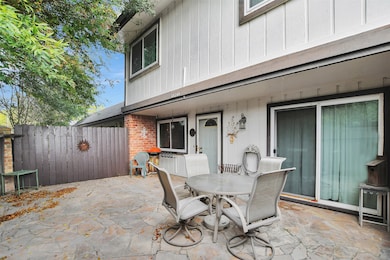 12024B Mighty Oak Dr, Houston, TX 77066 - photo 7