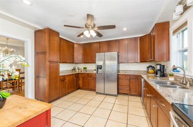 528 Locust Ave, Waynesboro, VA 22980 - photo 5