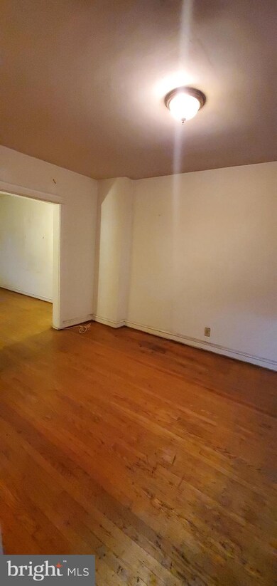 3514 Erdman Ave, Baltimore, MD 21213 - photo 2