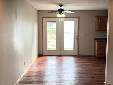 513 S Brooklyn Ct, Frontenac, KS 66763 - photo 5
