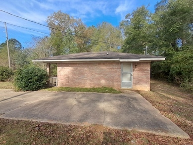 52 Wilson Ave, Bassfield, MS 39421 - photo 6