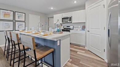 12780 Watts Dr, Fort Wayne, IN 46818 - photo 7