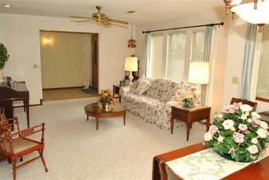Living room View 3