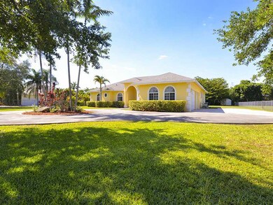 15921 SW 254th St, Homestead, FL 33031 - photo 3