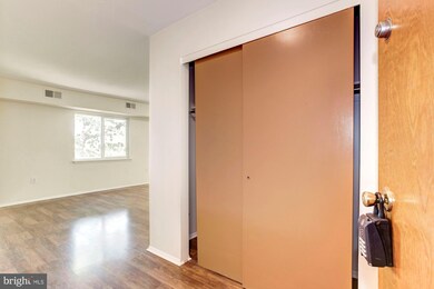 7502 Prince Cole Ct unit 11, Manassas, VA 20111 - photo 7