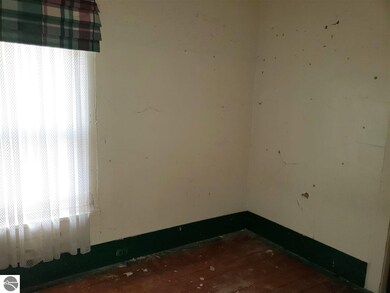 309 W River Rd, Oscoda, MI 48750 - photo 6