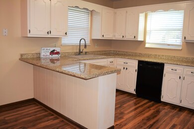 2328 Covington Dr, Morristown, TN 37814 - photo 7