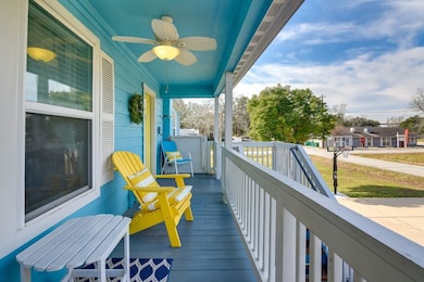 1206 4th St, Seabrook, TX 77586 - photo 2