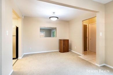 2530 Village Dr SE unit 117, Grand Rapids, MI 49506 - photo 6