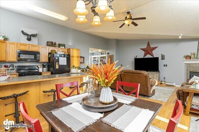 08-Dining Area 20220407-DW-1486