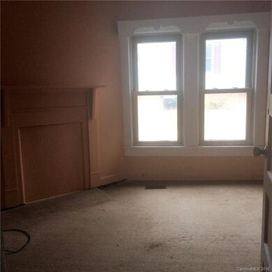 516 Fayetteville Ave, Statesville, NC 28677 - photo 7