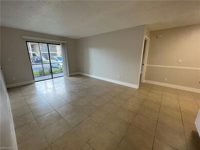 5323 Summerlin Rd unit 2307, Fort Myers, FL 33919 - photo 2
