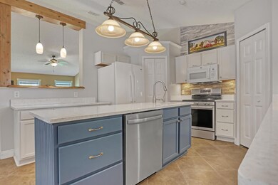 867 Peyton Ave SW, Palm Bay, FL 32908 - photo 3